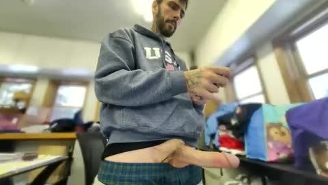 Snapshot of littlesamp chatting on 11-12-25, 08:08 littlesamp online show from 11-12-25, 08:08