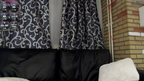 Snapshot of littlesexyrubi chatting on 10-19-25, 08:42 LITTLE SEXY RUBY online show from 10-19-25, 08:42