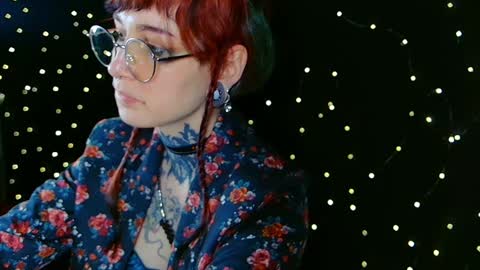 Snapshot of littlespacemouse chatting on 12-23-24, 11:49 Niki  free tg channel with some photos gifs and info about streams  online show from 12-23-24, 11:49