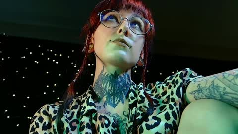 Snapshot of littlespacemouse chatting on 12-24-24, 06:39 Niki  free tg channel with some photos gifs and info about streams  online show from 12-24-24, 06:39
