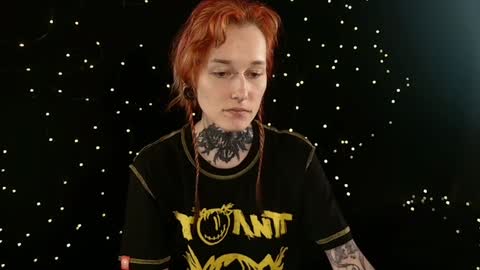 Snapshot of littlespacemouse chatting on 02-08-25, 04:25 Niki  free tg channel with some photos gifs and info about streams  online show from 02-08-25, 04:25