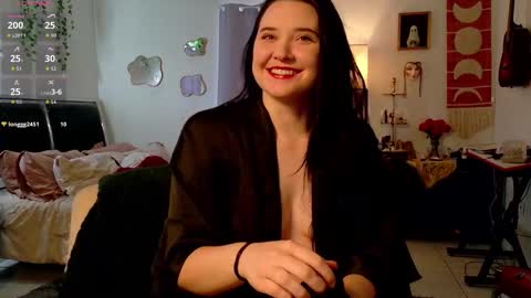 Snapshot of littlesub_e chatting on 12-16-25, 01:49 Eliza online show from 12-16-25, 01:49