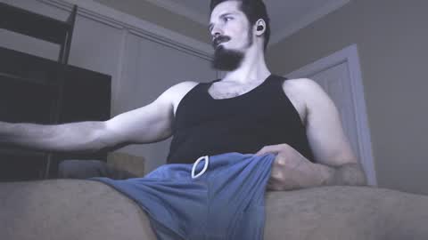 Snapshot of littlesumthinsumthin chatting on 01-01-25, 01:37 Alex or LSS online show from 01-01-25, 01:37