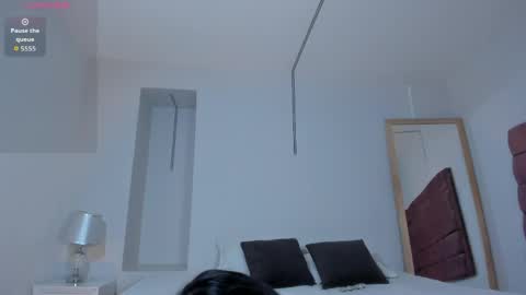 Snapshot of littlevaale chatting on 05-08-26, 11:04 littlevaale online show from 05-08-26, 11:04