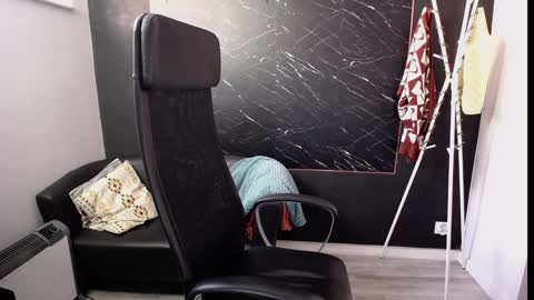 Viki online show from 01-17-25, 09:17