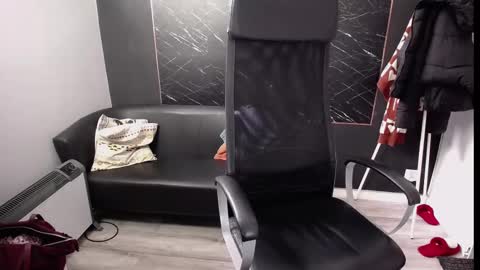 Viki online show from 02-13-25, 10:44