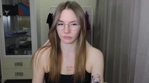 Snapshot of littlevildevil chatting on 01-15-25, 02:13 Eliana online show from 01-15-25, 02:13