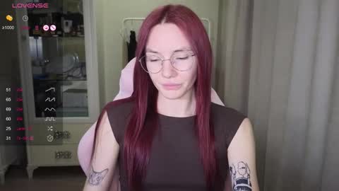 Snapshot of littlevildevil chatting on 09-16-25, 11:11 Eliana online show from 09-16-25, 11:11