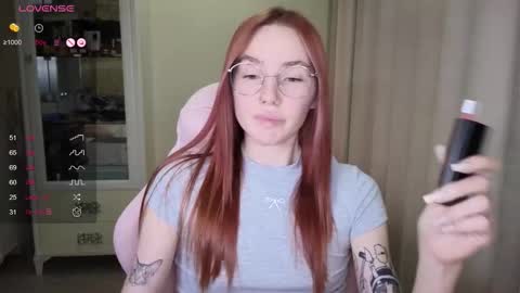 Snapshot of littlevildevil chatting on 10-05-25, 11:19 Eliana online show from 10-05-25, 11:19