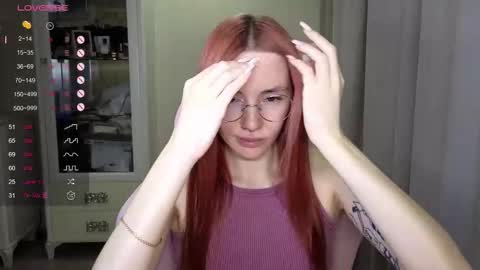 Snapshot of littlevildevil chatting on 10-25-25, 10:34 Eliana online show from 10-25-25, 10:34