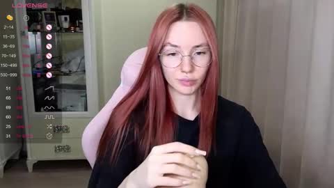 Snapshot of littlevildevil chatting on 10-26-25, 10:43 Eliana online show from 10-26-25, 10:43