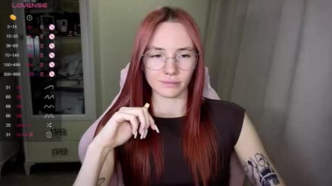 Snapshot of littlevildevil chatting on 10-28-25, 10:52 Eliana online show from 10-28-25, 10:52