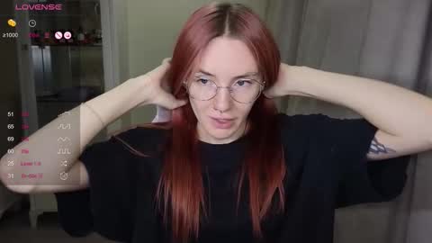 Snapshot of littlevildevil chatting on 11-08-25, 10:37 Eliana online show from 11-08-25, 10:37