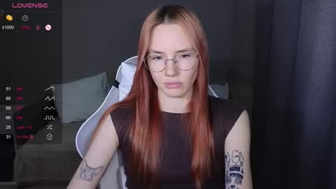 Snapshot of littlevildevil chatting on 11-24-25, 10:48 Eliana online show from 11-24-25, 10:48