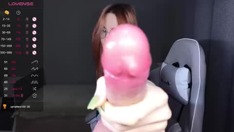 Snapshot of littlevildevil chatting on 11-29-25, 12:08 Eliana online show from 11-29-25, 12:08