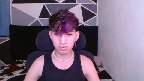 Snapshot of littlextrem chatting on 12-16-24, 04:23 Eros online show from 12-16-24, 04:23
