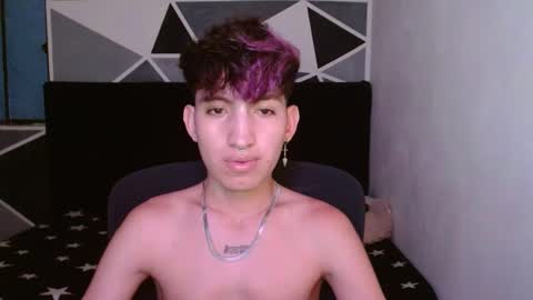 Snapshot of littlextrem chatting on 12-22-24, 03:11 Eros online show from 12-22-24, 03:11