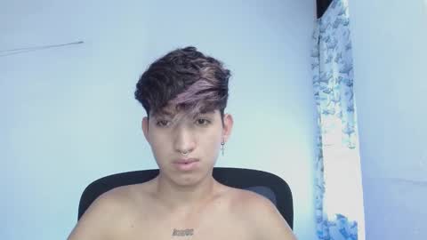 Snapshot of littlextrem chatting on 03-02-25, 12:54 Eros online show from 03-02-25, 12:54