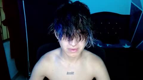 Snapshot of littlextrem chatting on 10-12-25, 03:16 Eros online show from 10-12-25, 03:16