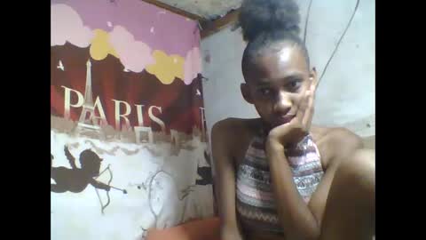 Snapshot of littleyanah chatting on 09-24-25, 07:12 yanah online show from 09-24-25, 07:12