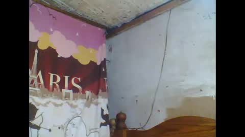 Snapshot of littleyanah chatting on 09-28-25, 05:51 yanah online show from 09-28-25, 05:51