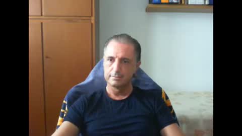 Snapshot of liuk53 chatting on 09-22-25, 01:35 liuk53 online show from 09-22-25, 01:35