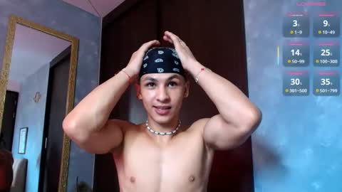 Snapshot of liuscast_22 chatting on 09-19-25, 12:39 Luis Castro  online show from 09-19-25, 12:39