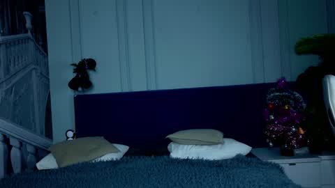 Snapshot of liv_fay chatting on 01-03-25, 01:36 Liv 3 online show from 01-03-25, 01:36