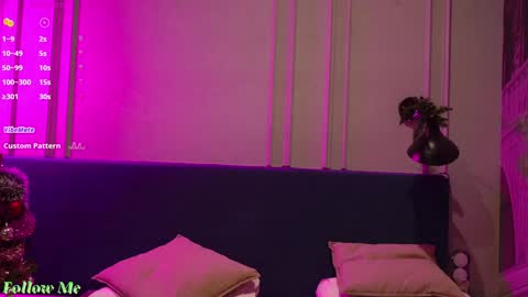 Snapshot of liv_fay chatting on 01-08-25, 07:45 Liv 3 online show from 01-08-25, 07:45