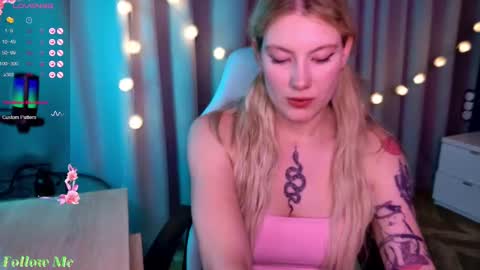 Snapshot of liv_fay chatting on 02-27-25, 06:20 Liv 3 online show from 02-27-25, 06:20