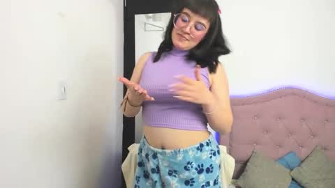 Katalina Novoa. online show from 01-13-25, 12:19