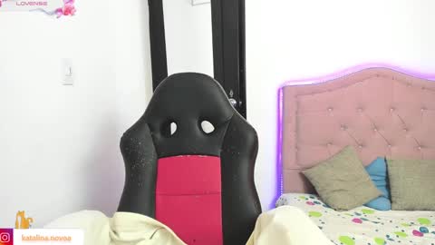 Katalina Novoa. online show from 01-16-25, 01:06