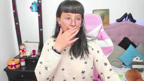 Katalina Novoa. online show from 04-20-26, 01:41