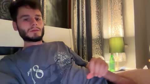 Snapshot of livefantesy4 chatting on 09-22-25, 10:01 livefantesy4 online show from 09-22-25, 10:01