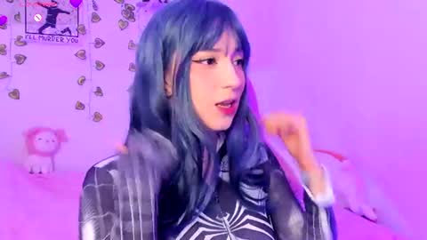 Liz online show from 07-25-26, 05:27