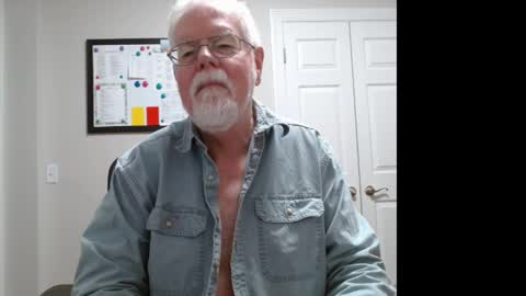 livinfree69 online show from 04-06-26, 11:44