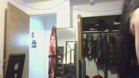 Liv Mirage online show from 01-13-25, 10:56