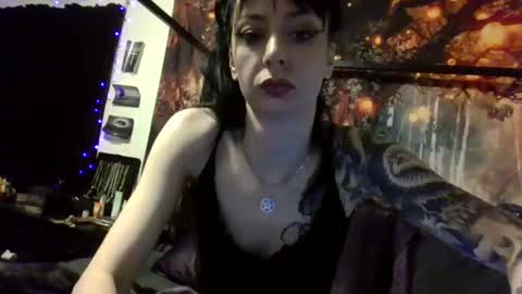 Liv Mirage online show from 02-05-25, 12:06