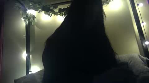 Liv Mirage online show from 10-19-25, 10:05