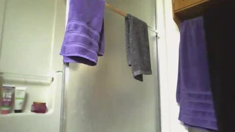 Snapshot of livmirage chatting on 11-06-25, 08:10 Liv Mirage online show from 11-06-25, 08:10