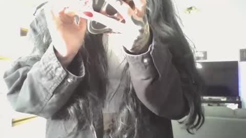 Snapshot of livmirage chatting on 11-08-25, 06:51 Liv Mirage online show from 11-08-25, 06:51