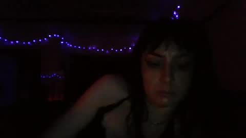 Snapshot of livmirage chatting on 11-14-25, 12:15 Liv Mirage online show from 11-14-25, 12:15