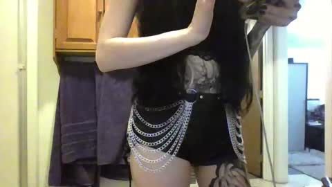 Liv Mirage online show from 04-26-26, 03:59