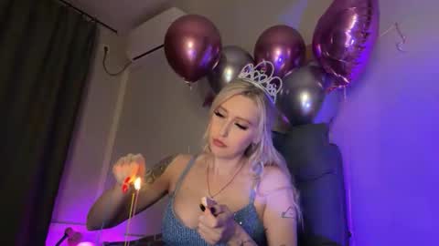 Liya Ray online show from 12-01-25, 10:37