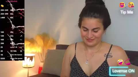 liz online show from 03-03-25, 06:33