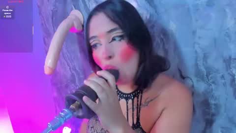 Snapshot of liz_foox chatting on 07-17-26, 11:17 Liz online show from 07-17-26, 11:17