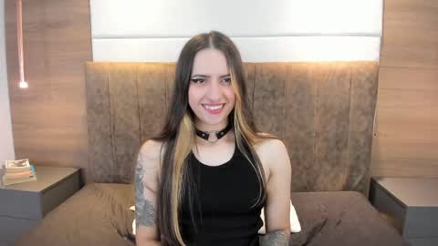Liz  online show from 03-10-25, 03:30