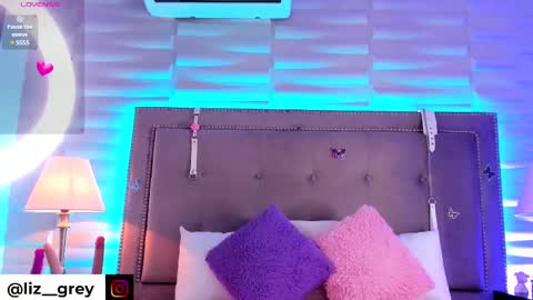 Snapshot of liz_grey_ chatting on 03-11-25, 09:59    online show from 03-11-25, 09:59