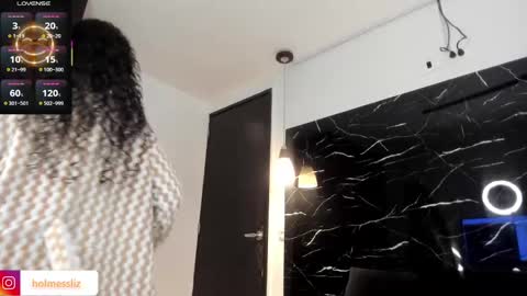 Liz  online show from 03-12-25, 12:15