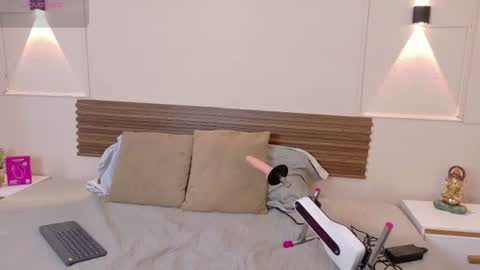 liz online show from 07-24-26, 06:17